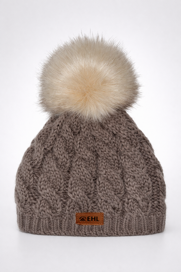 Bonnet avec patch en cuire